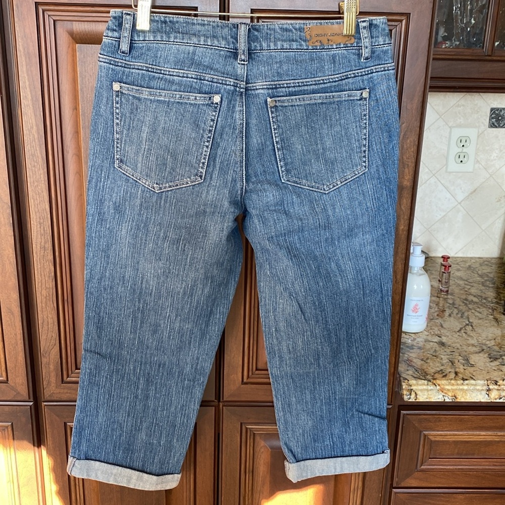 DKNY So Low Lita Crop Jeans - Picture 5 of 11